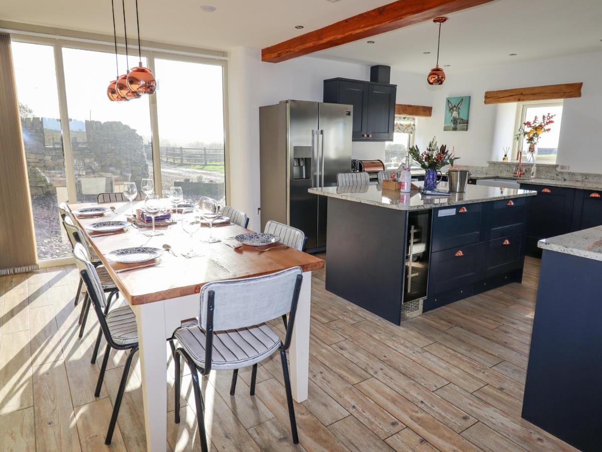 Pastures Barn Villa Лийк Екстериор снимка