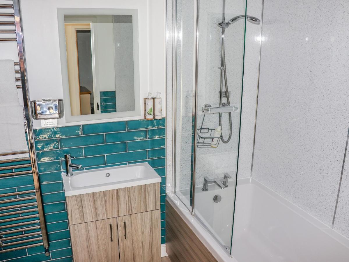 Pastures Barn Villa Лийк Екстериор снимка