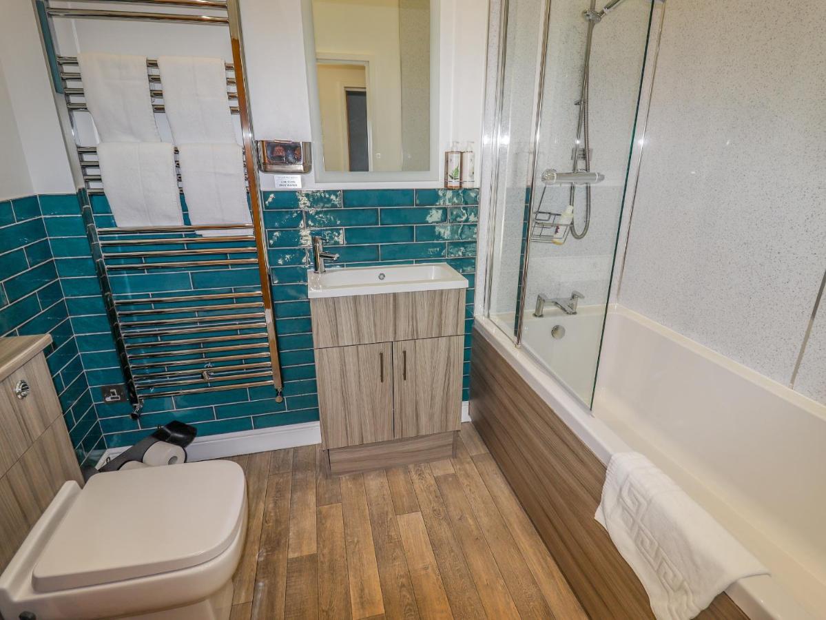 Pastures Barn Villa Лийк Екстериор снимка
