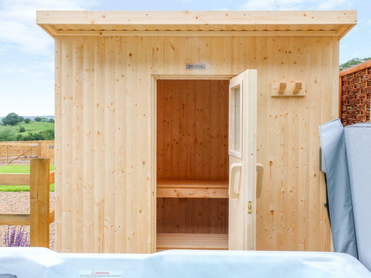 Pastures Barn Villa Лийк Екстериор снимка